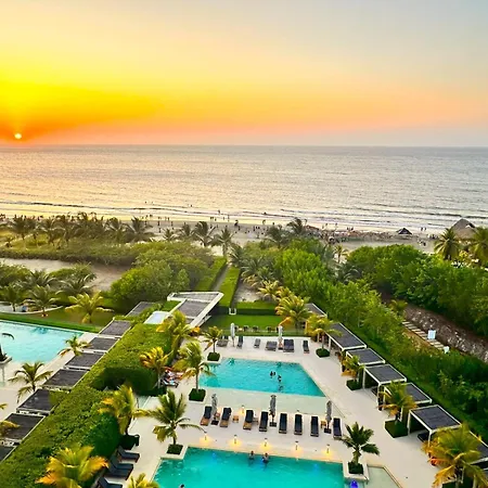 Exclusivo Frente Al Mar, Playa Privada, Piscinas * Cartagena