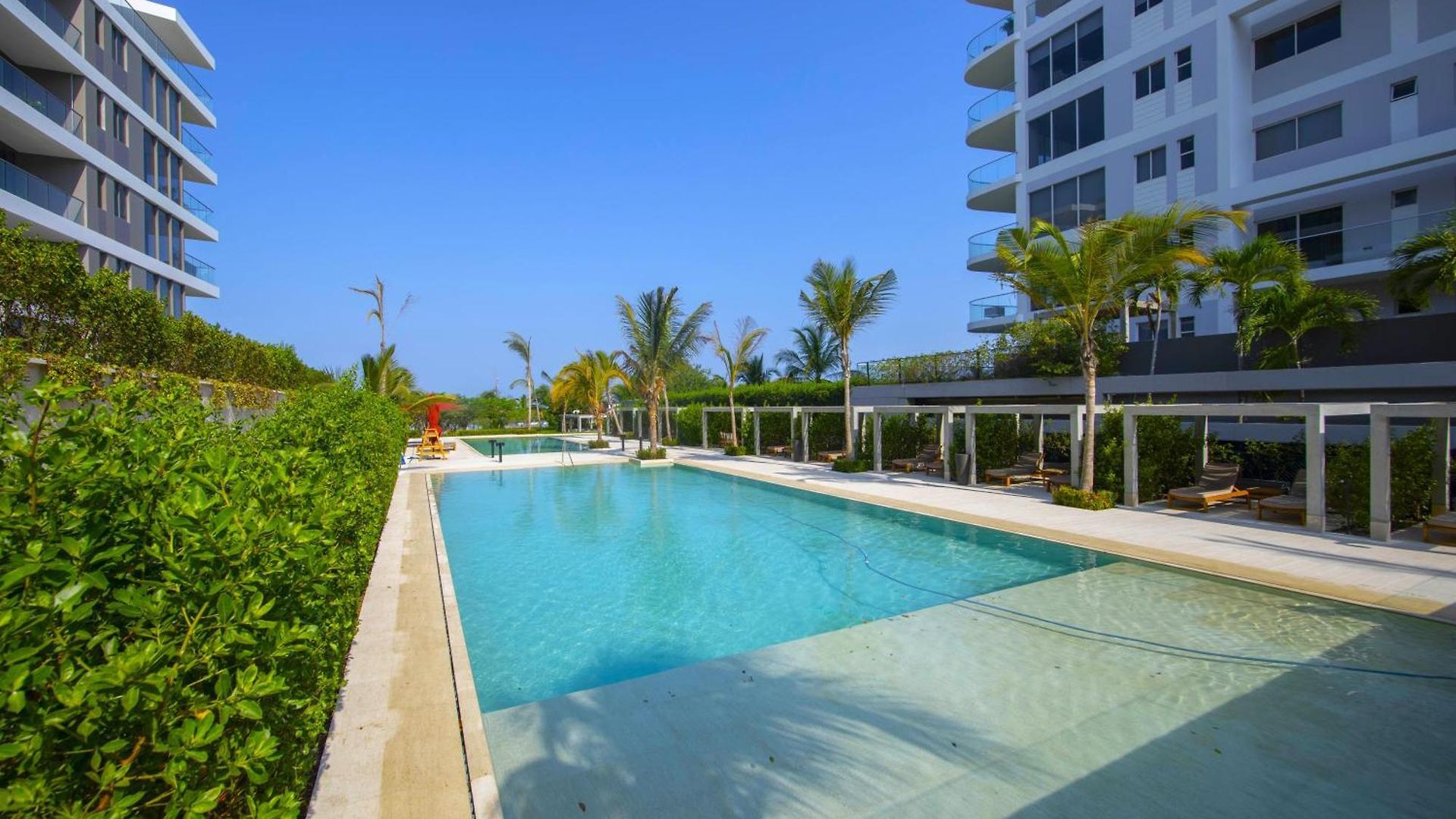 Exclusivo Frente Al Mar, Playa Privada, Piscinas Apartamento